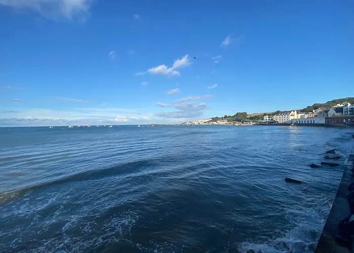 Stunning Caravan On Swanage Bay View Holiday Park