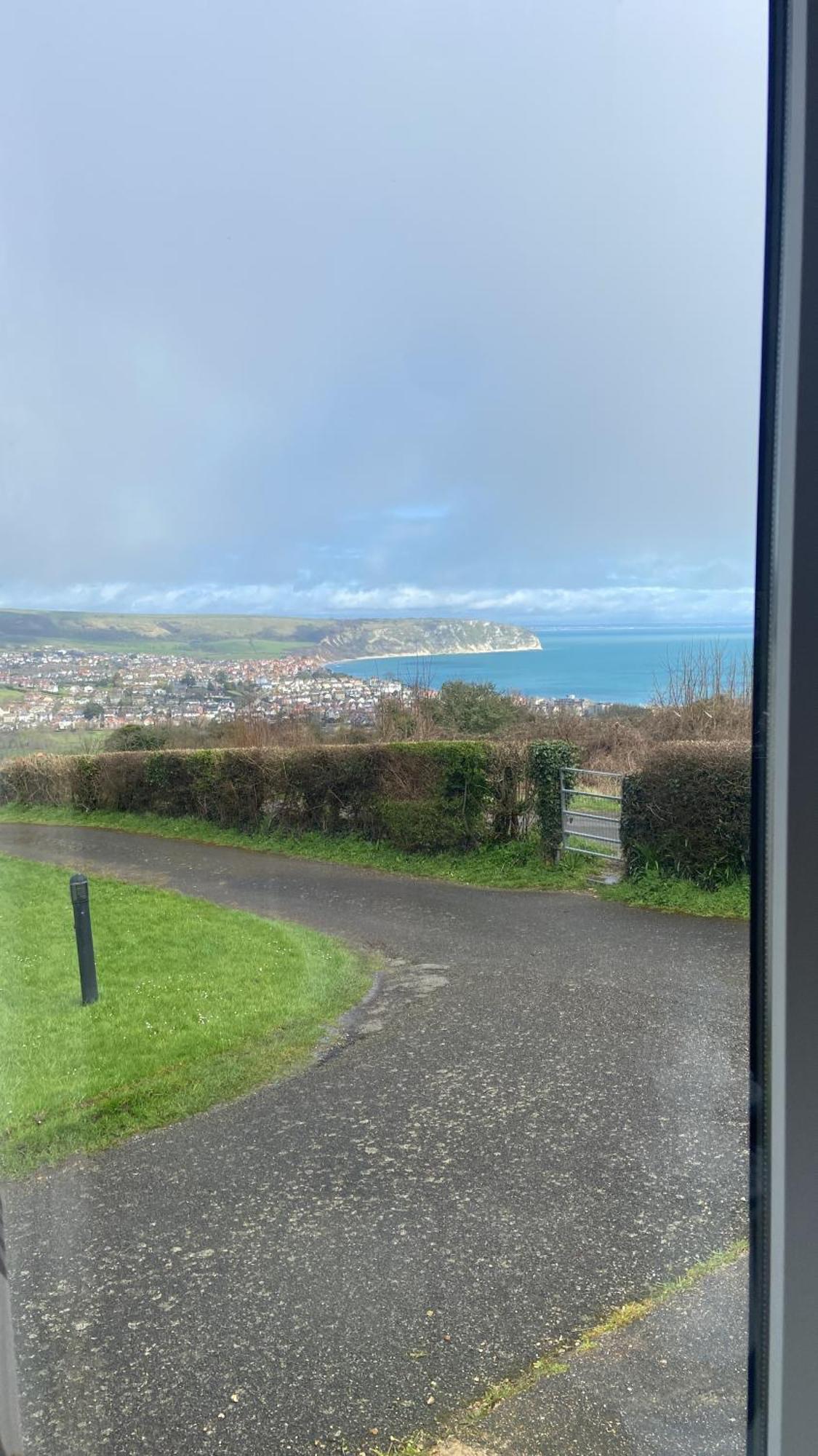 Stunning Caravan On Bay View Holiday home *