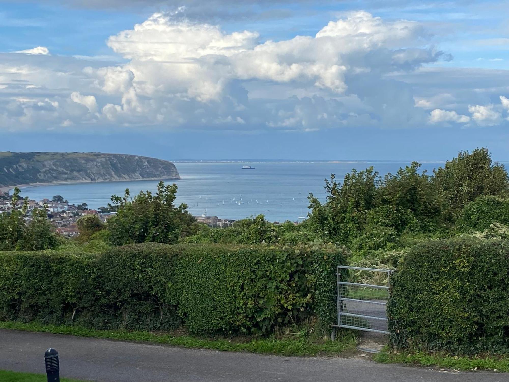Stunning Caravan On Bay View Holiday home Swanage