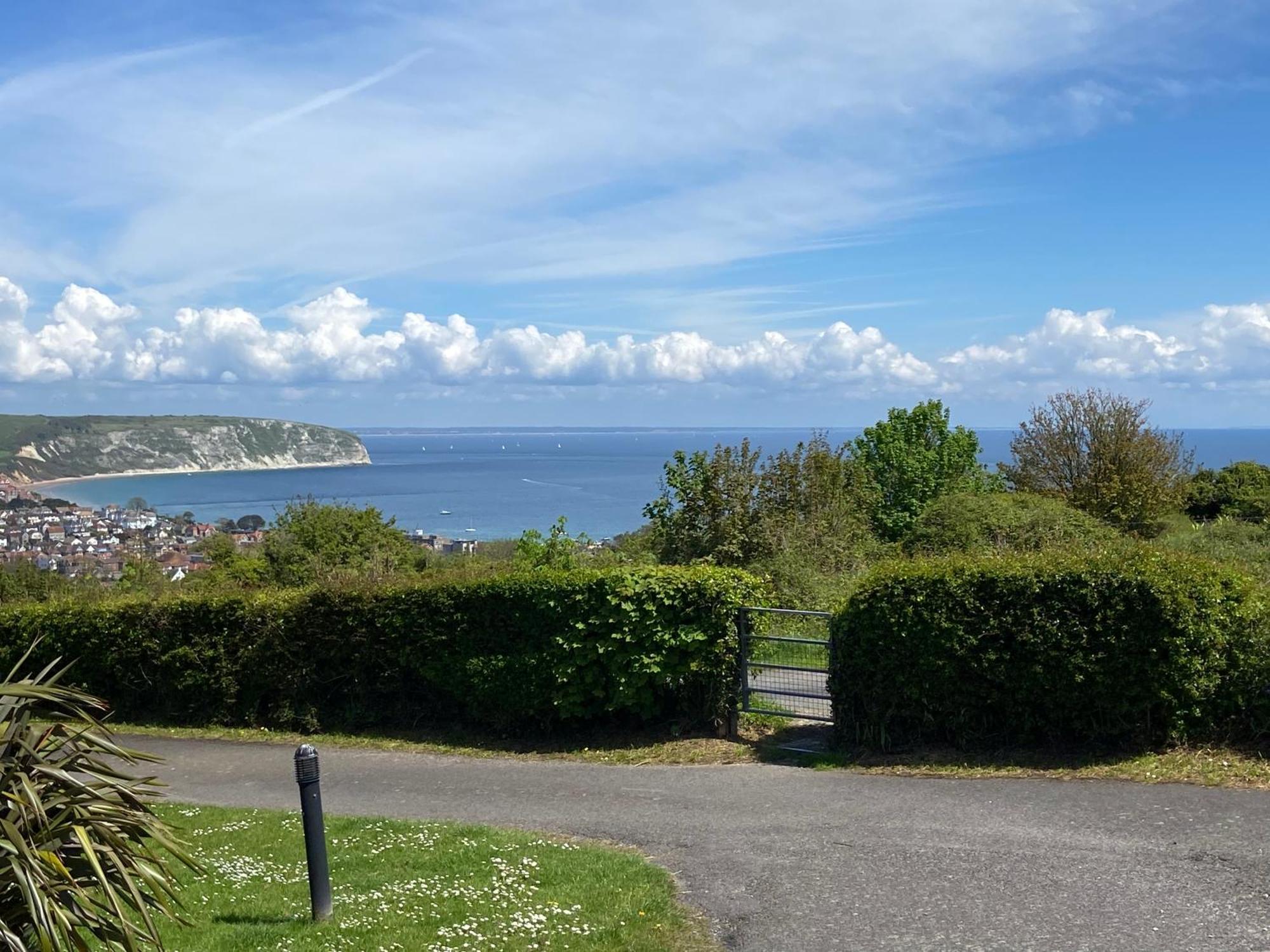Stunning Caravan On Bay View